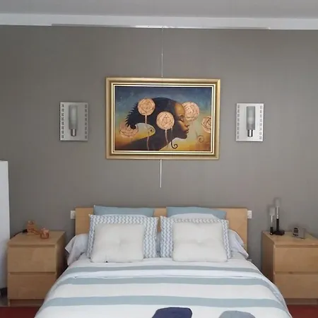 La Des Amis Bed & Breakfast