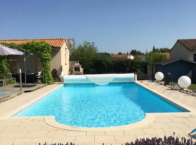 La Des Amis Bed and breakfast