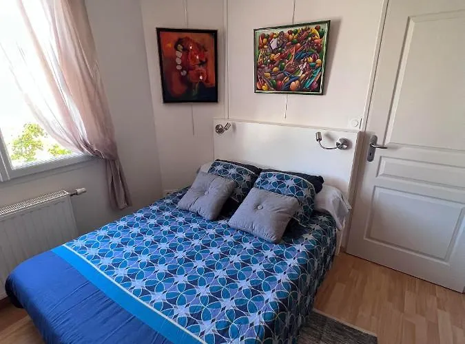 La Des Amis Bed and breakfast